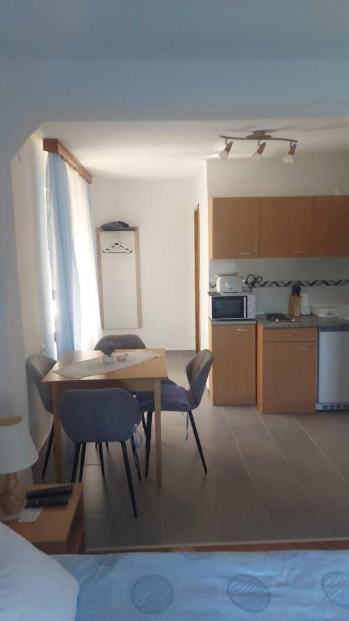 Apartments Zegarac House โคเรนนิซา ภายนอก รูปภาพ